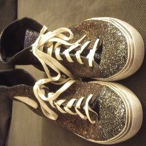 Saint Laurent Paris Bradford's (Red and Green) Sparkle Shoe's Unisex Size 11.4